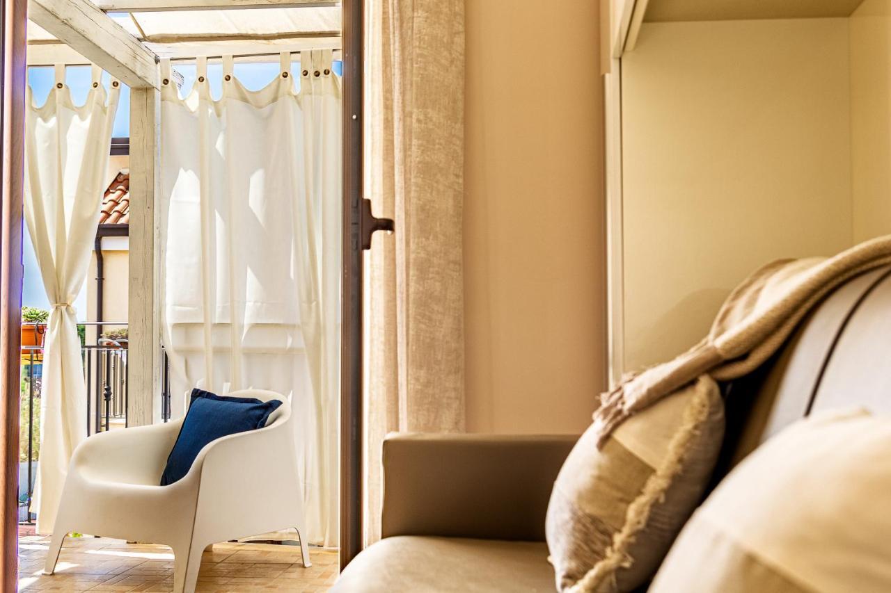 Villetta Desiderio Apartment Giardini Naxos Exterior photo